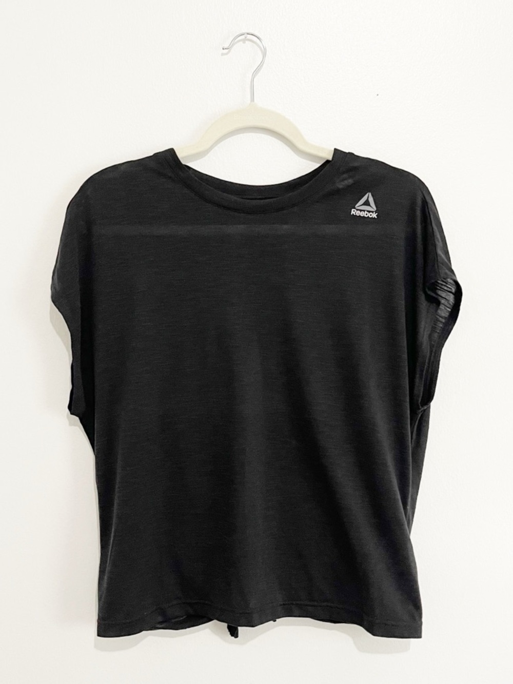 Reebok Women's Speedwick Open Knotted Split Back Dark Heather Gray Muscle Tee L